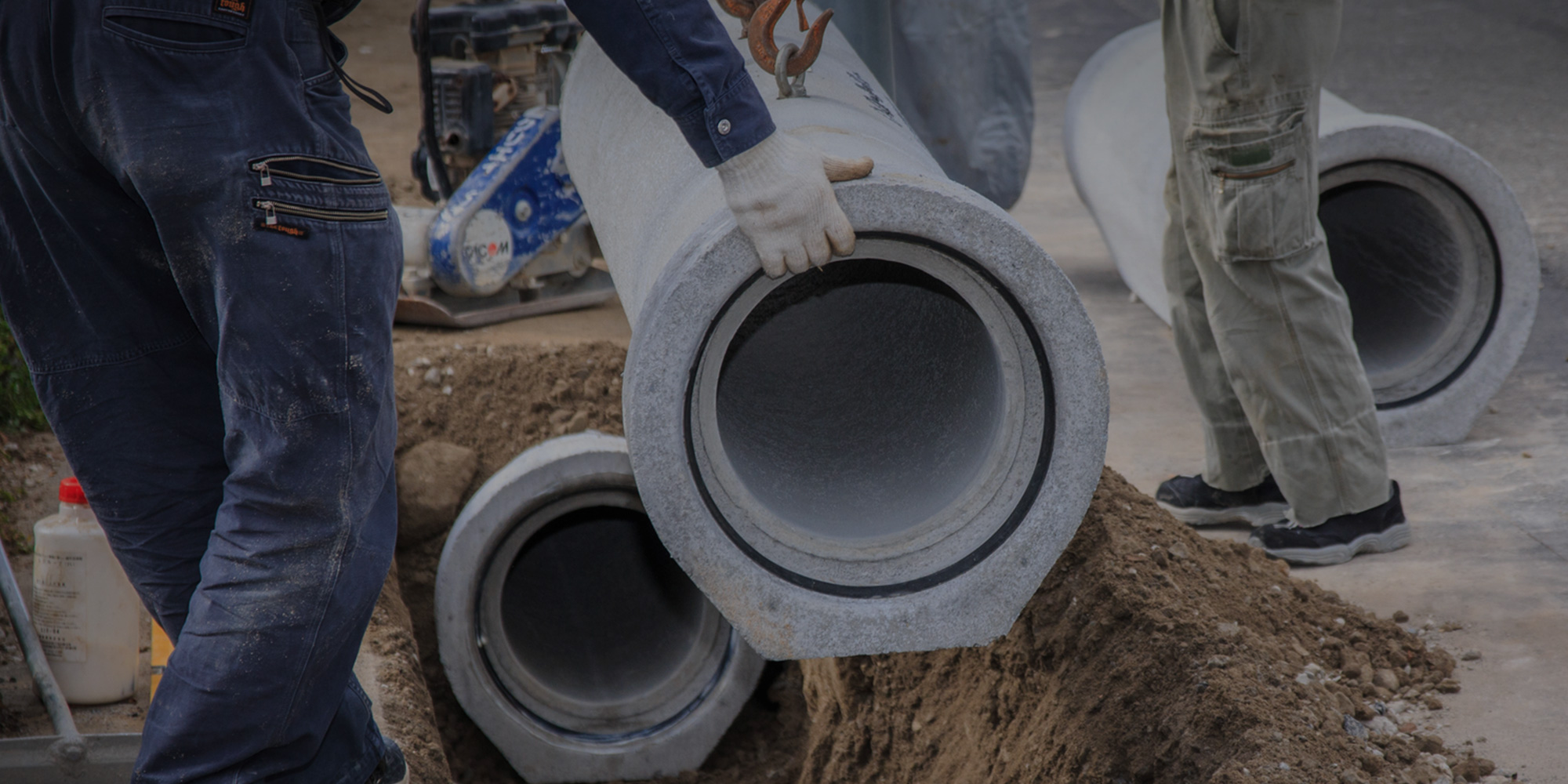 技術は、人と現場で育つ。沖縄に根ざし、電気・水道工事で暮らしと未来をつくる